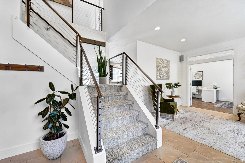 6800 S GREENDALE RD Cottonwood Heights, UT 84121