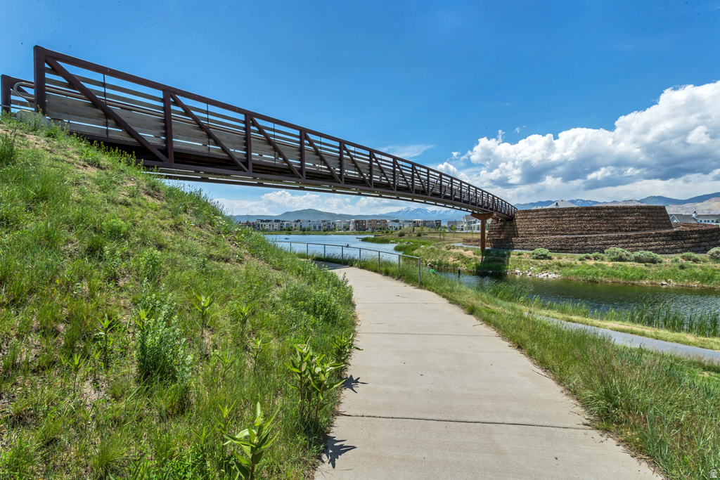 4958 W LAKE AVE South Jordan, UT 84009
