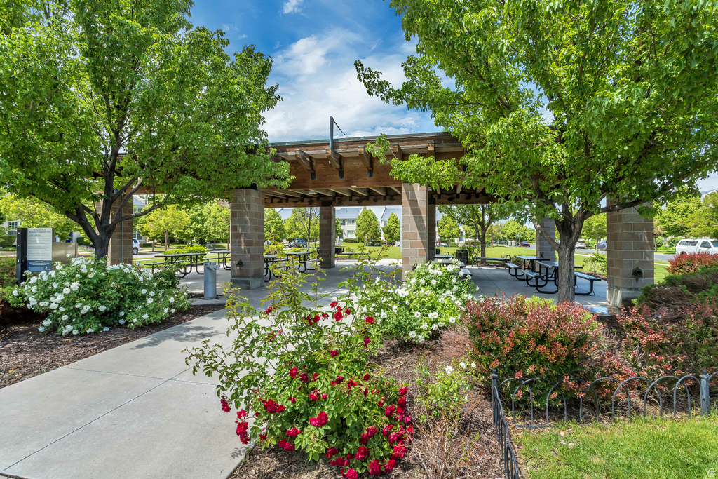 4958 W LAKE AVE South Jordan, UT 84009