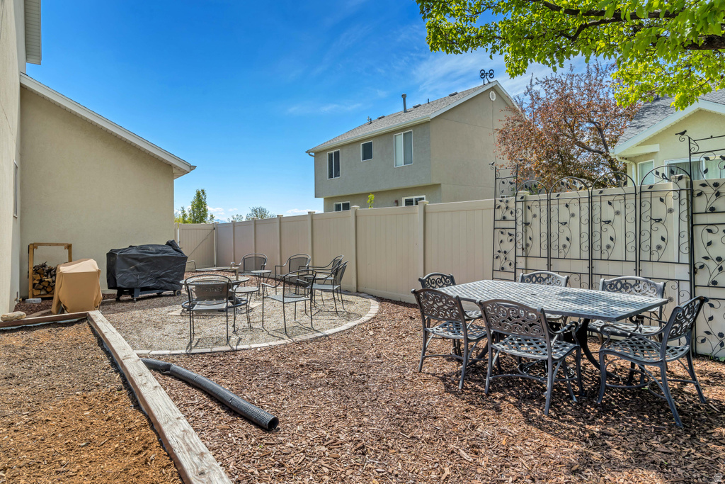 1949 N VINEYARD PL Saratoga Springs, UT 84045