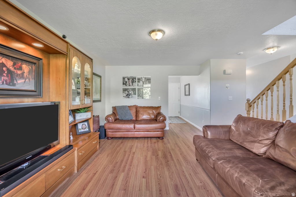 1949 N VINEYARD PL Saratoga Springs, UT 84045