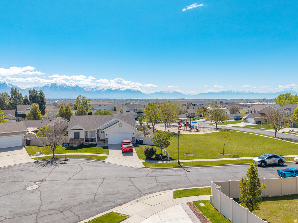 1949 N VINEYARD PL Saratoga Springs, UT 84045