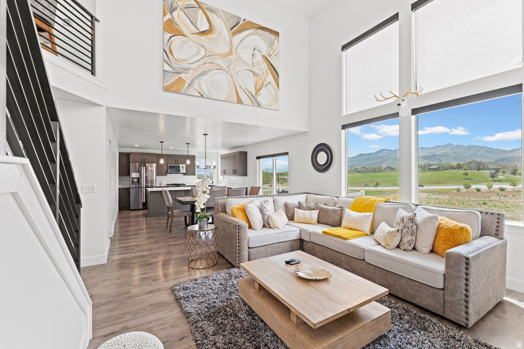 64 N DESERT SAGE CIR Saratoga Springs, UT 84045