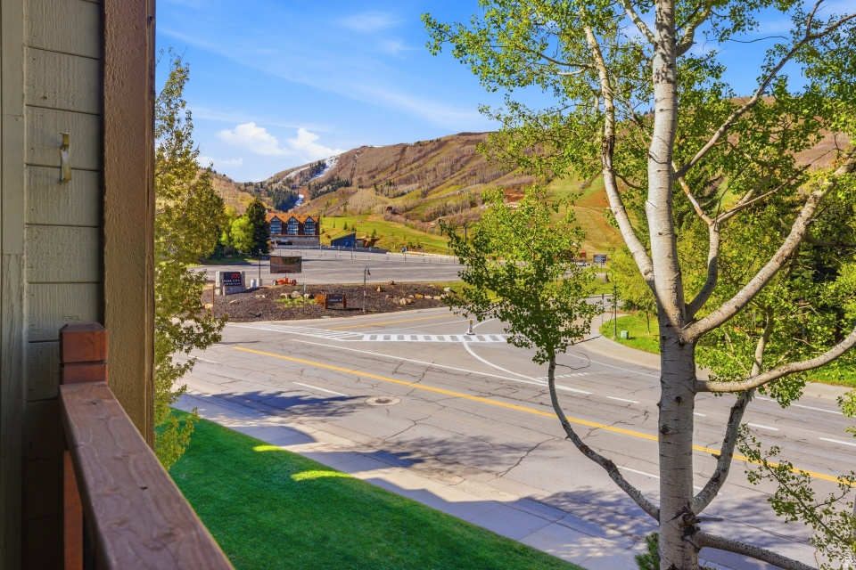 1350 EMPIRE AVE #309 Park City, UT 84060
