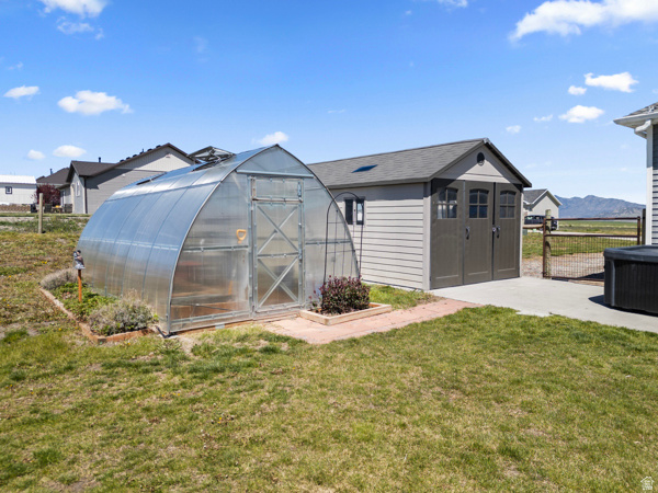 8032 W 1900 N Mendon, UT 84325