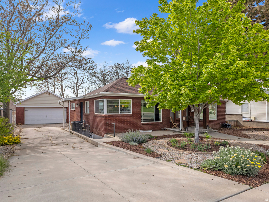 935 N 400 E Bountiful, UT 84010