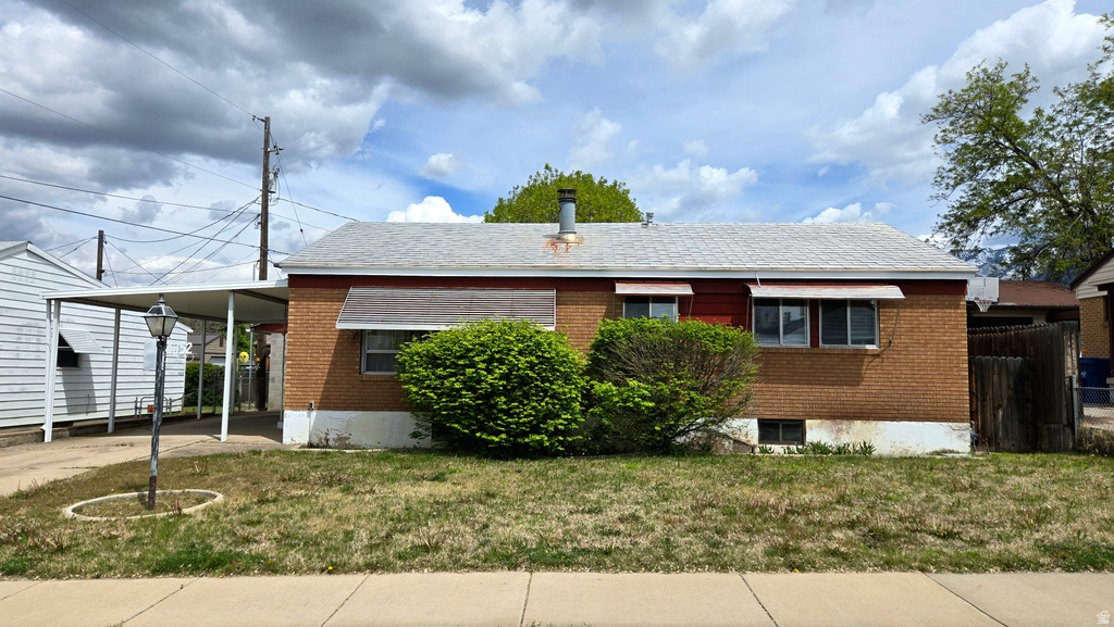 4352 S 125 W Washington Terrace, UT 84405