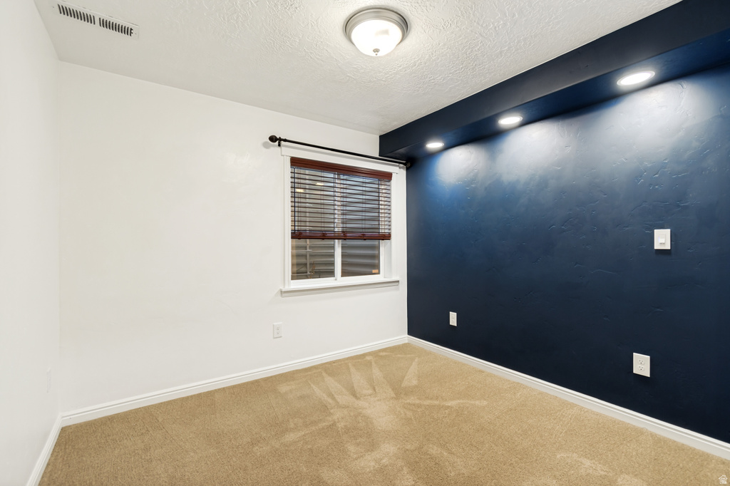 10398 S STURGEON DR South Jordan, UT 84009