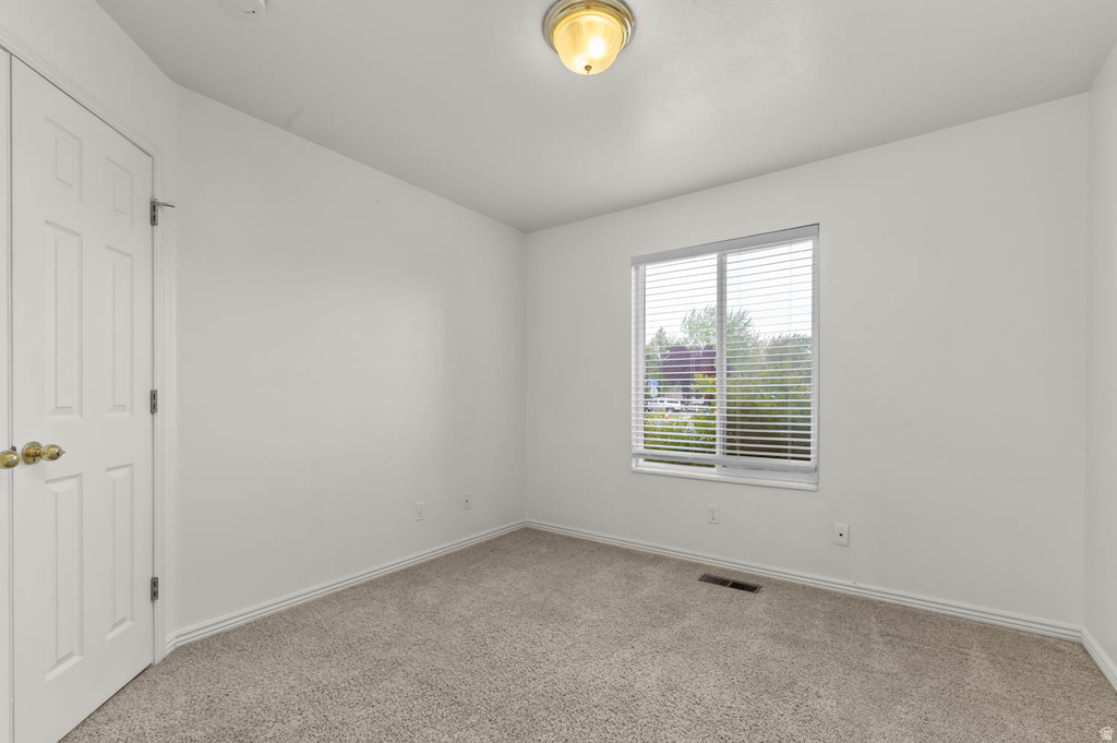 1369 N 2925 W Layton, UT 84041