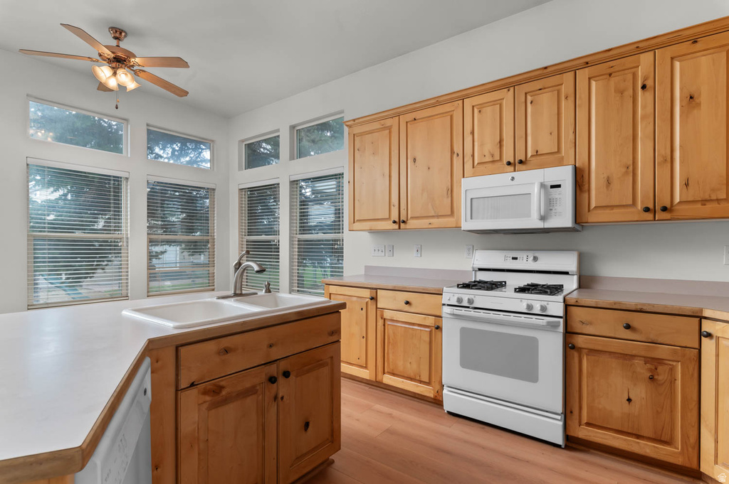 1369 N 2925 W Layton, UT 84041