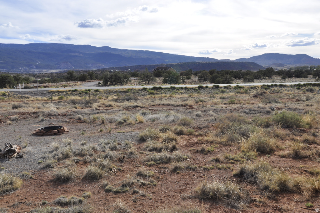 175 S HIGHWAY 12 ST Torrey, UT 84775