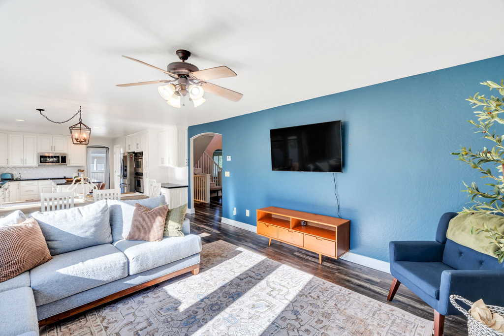 1386 N 70 E American Fork, UT 84003