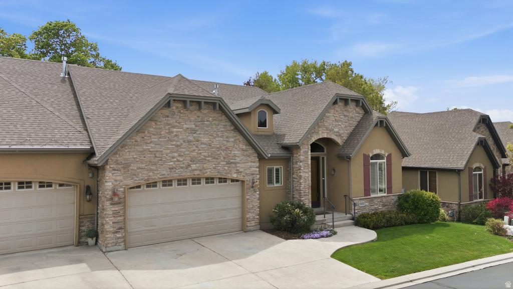 1832 E PEYTON CT Holladay, UT 84117