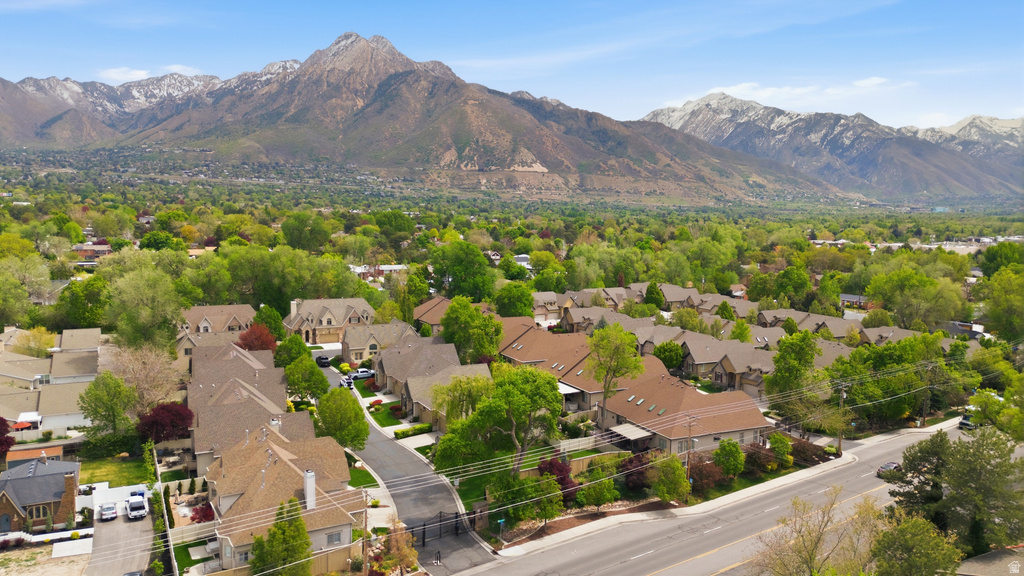 1832 E PEYTON CT Holladay, UT 84117