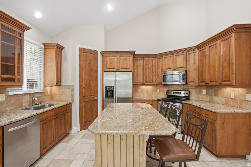 1832 E PEYTON CT Holladay, UT 84117