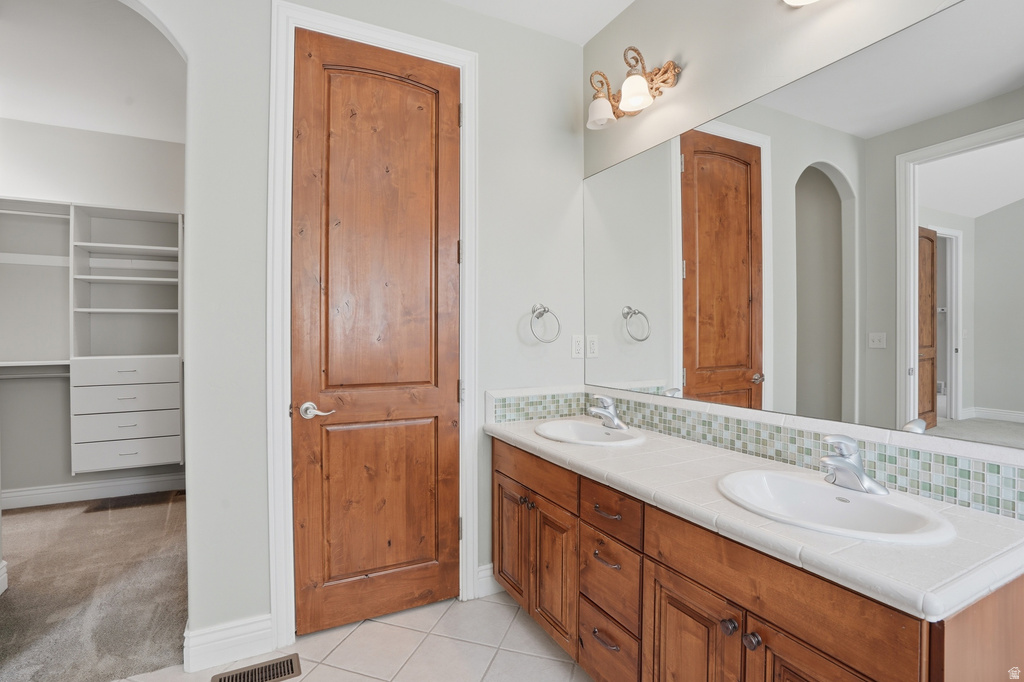 1832 E PEYTON CT Holladay, UT 84117