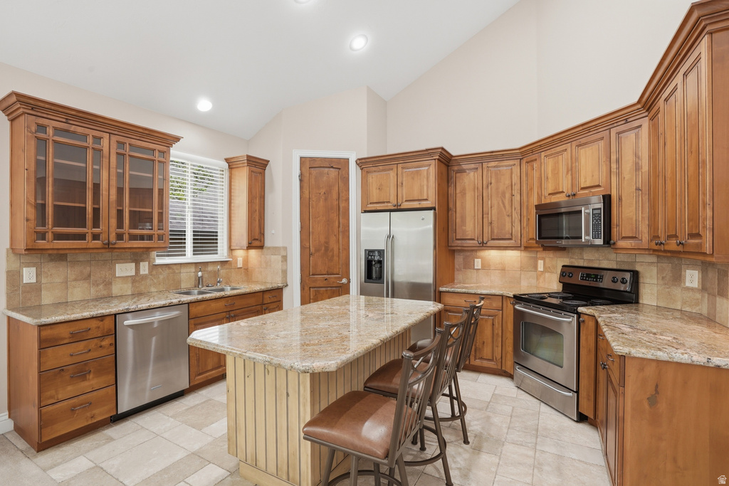 1832 E PEYTON CT Holladay, UT 84117