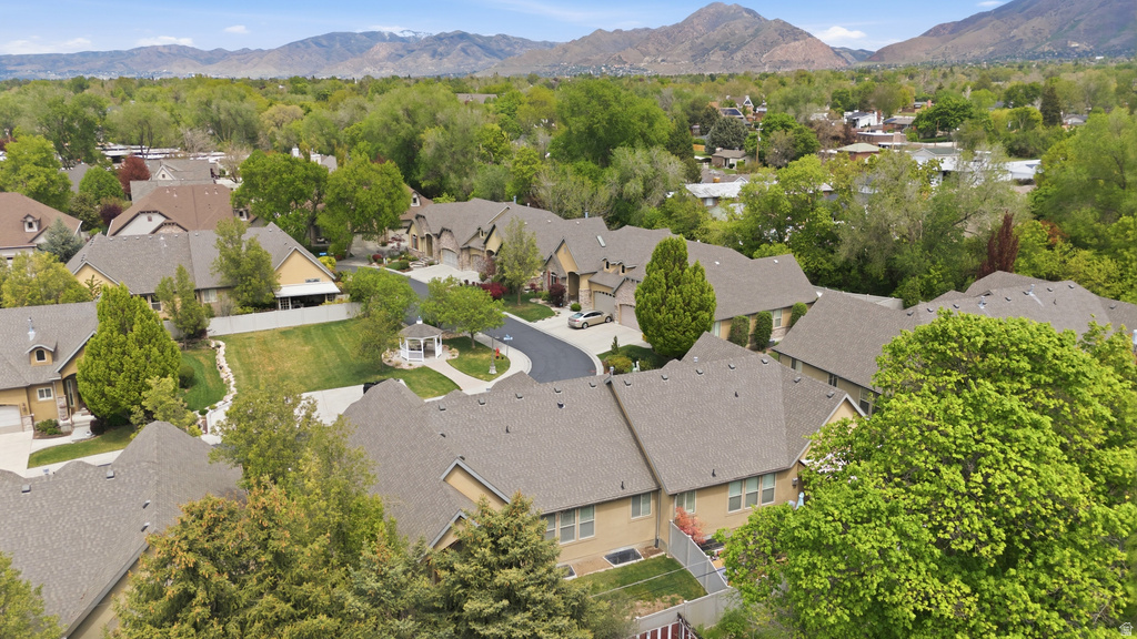 1832 E PEYTON CT Holladay, UT 84117