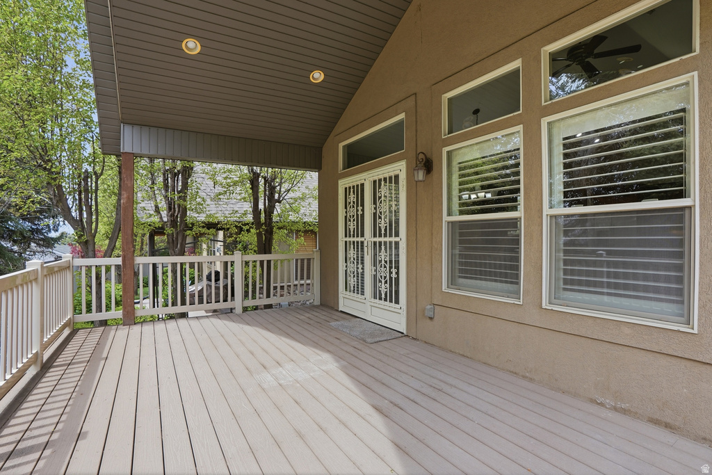 1832 E PEYTON CT Holladay, UT 84117