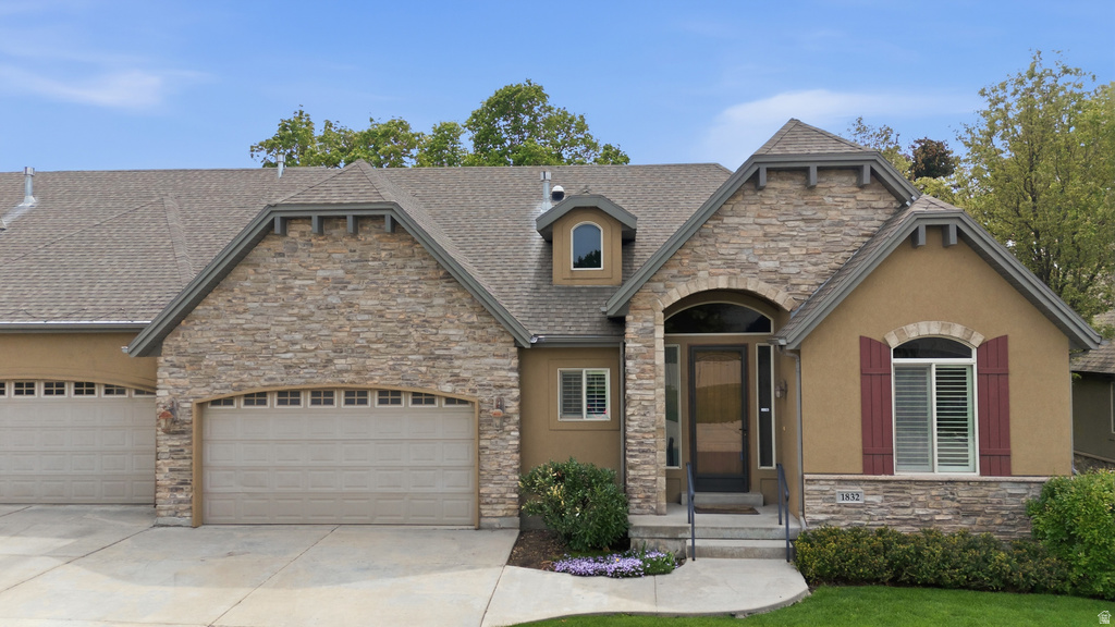 1832 E PEYTON CT Holladay, UT 84117