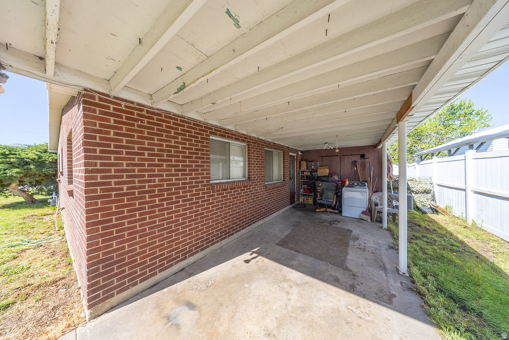 148 W WICKER LN Bountiful, UT 84010
