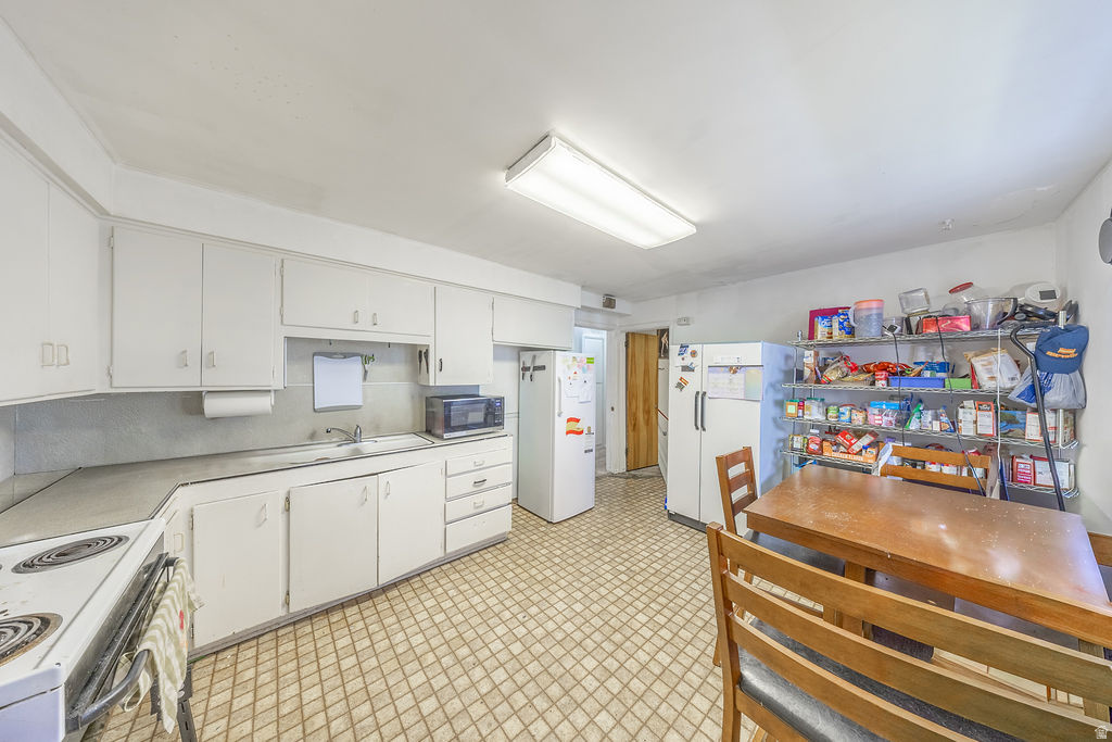 148 W WICKER LN Bountiful, UT 84010