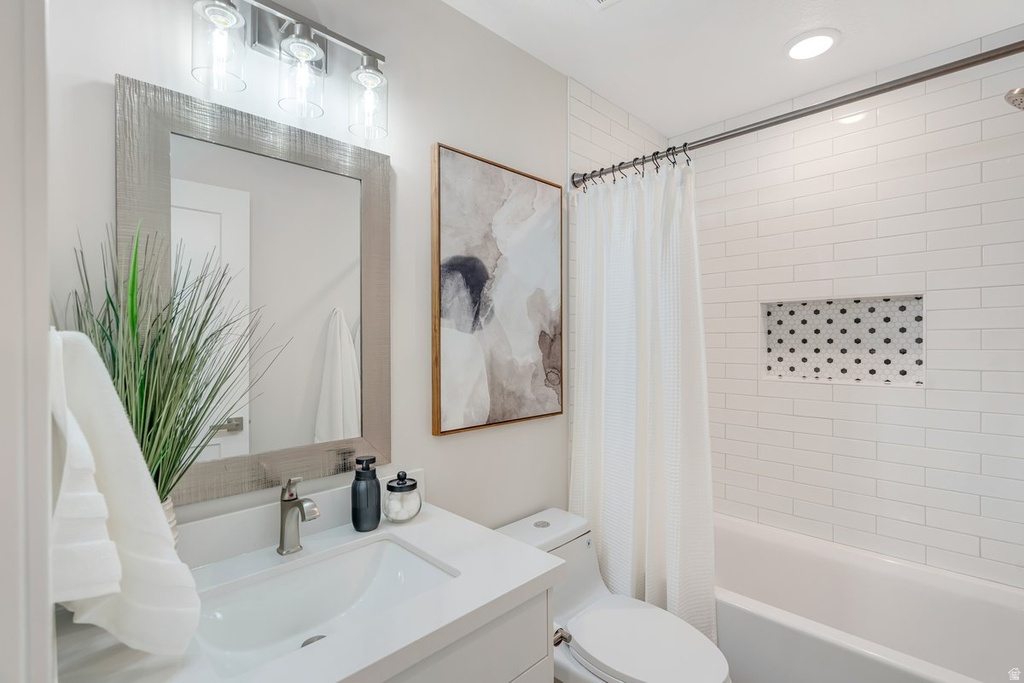 4790 S HUGO AVE Holladay, UT 84117