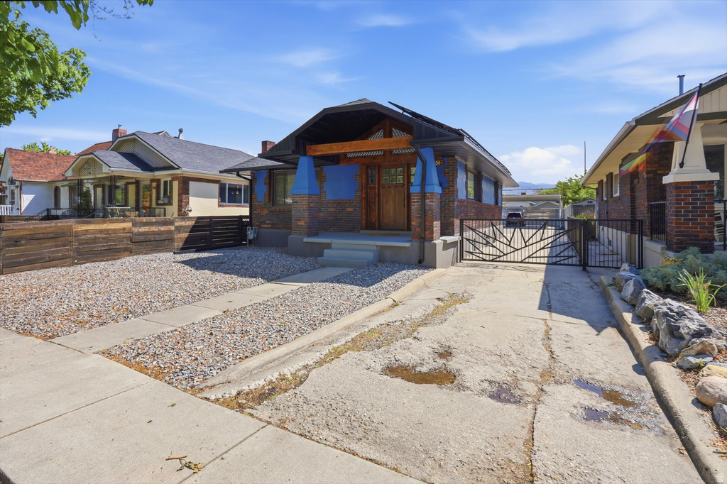 330 N CHICAGO ST Salt Lake City, UT 84116