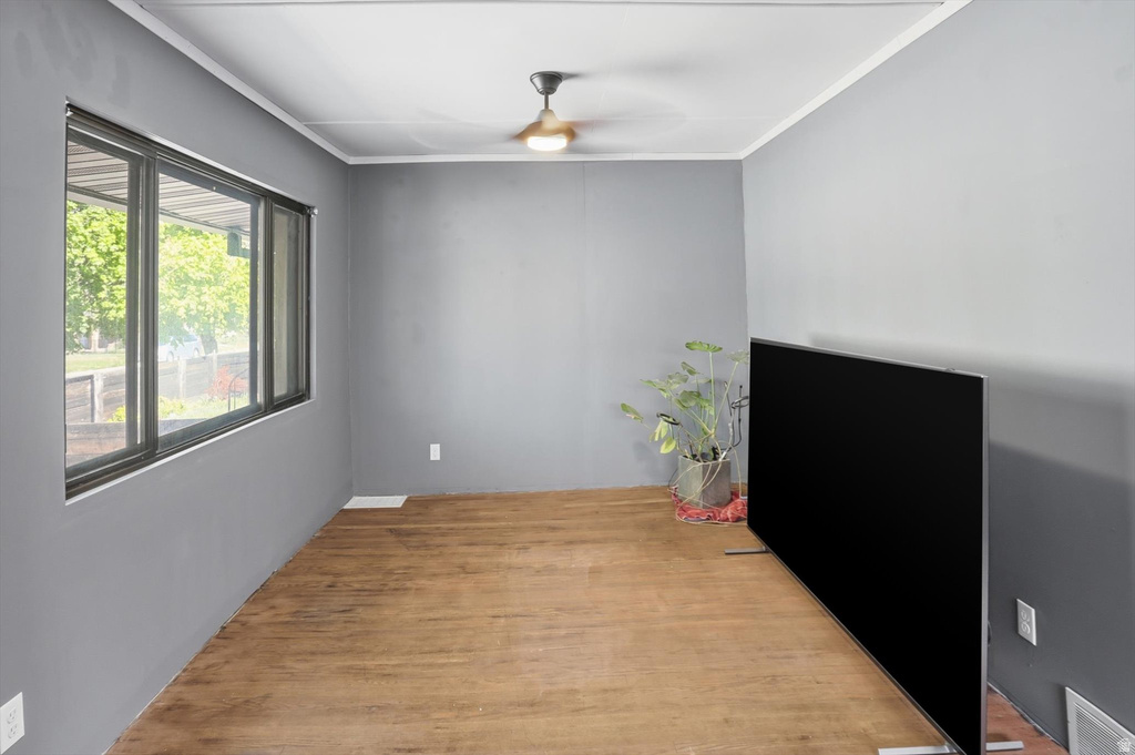 330 N CHICAGO ST Salt Lake City, UT 84116