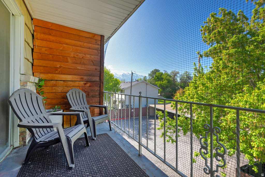 2220 E MURRAY HOLLADAY RD #330 Salt Lake City, UT 84117