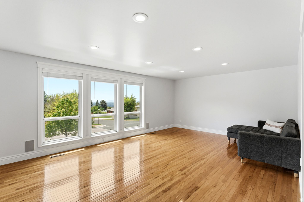 1022 E 3200 N North Ogden, UT 84414