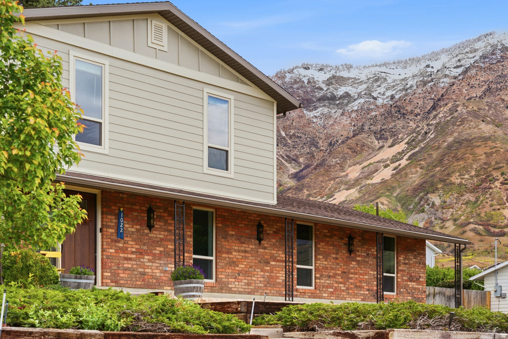 1022 E 3200 N North Ogden, UT 84414