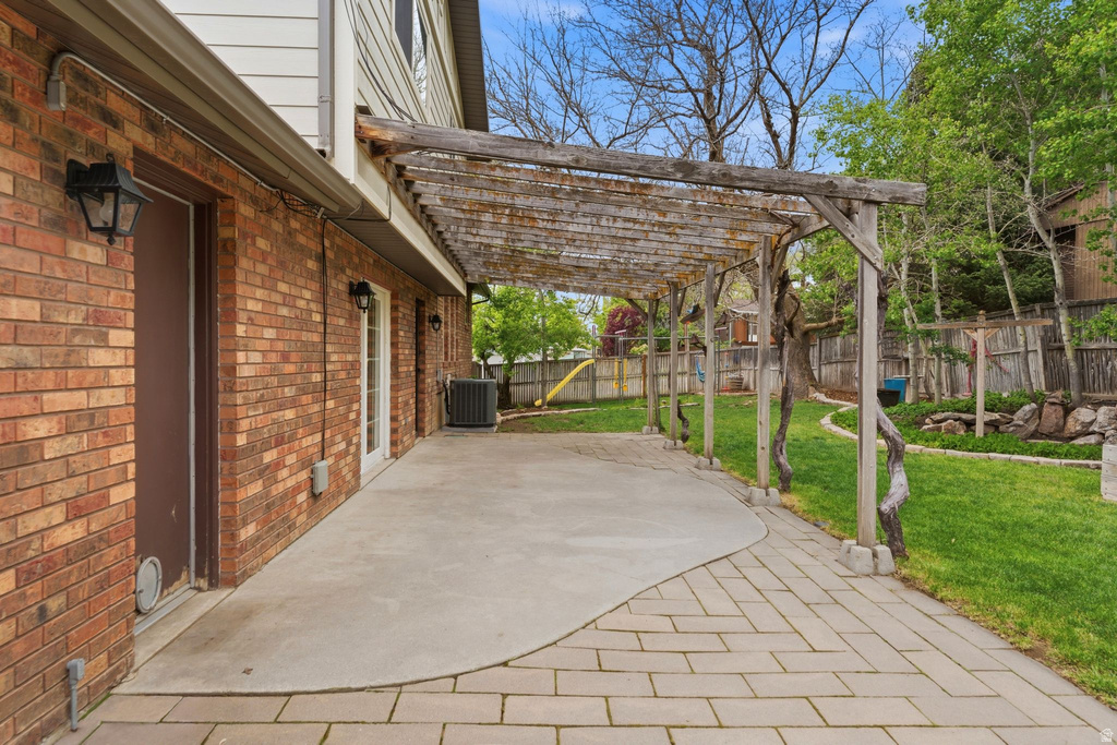 1022 E 3200 N North Ogden, UT 84414