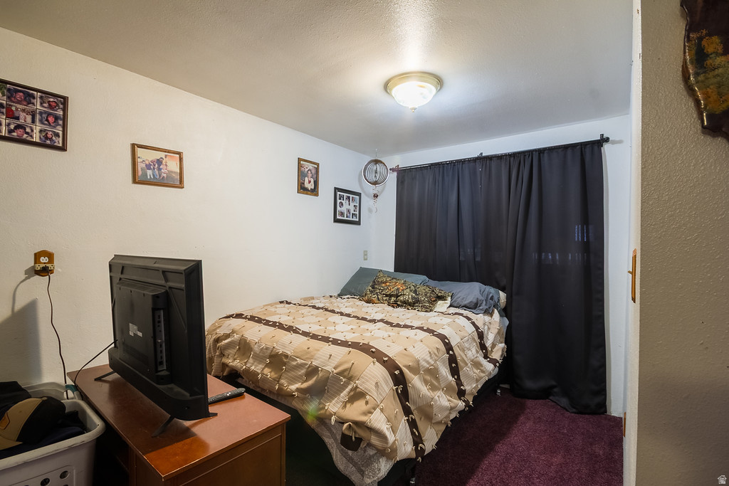5759 N 11500 E Lapoint, UT 84039