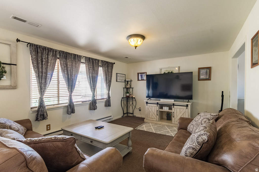 5759 N 11500 E Lapoint, UT 84039