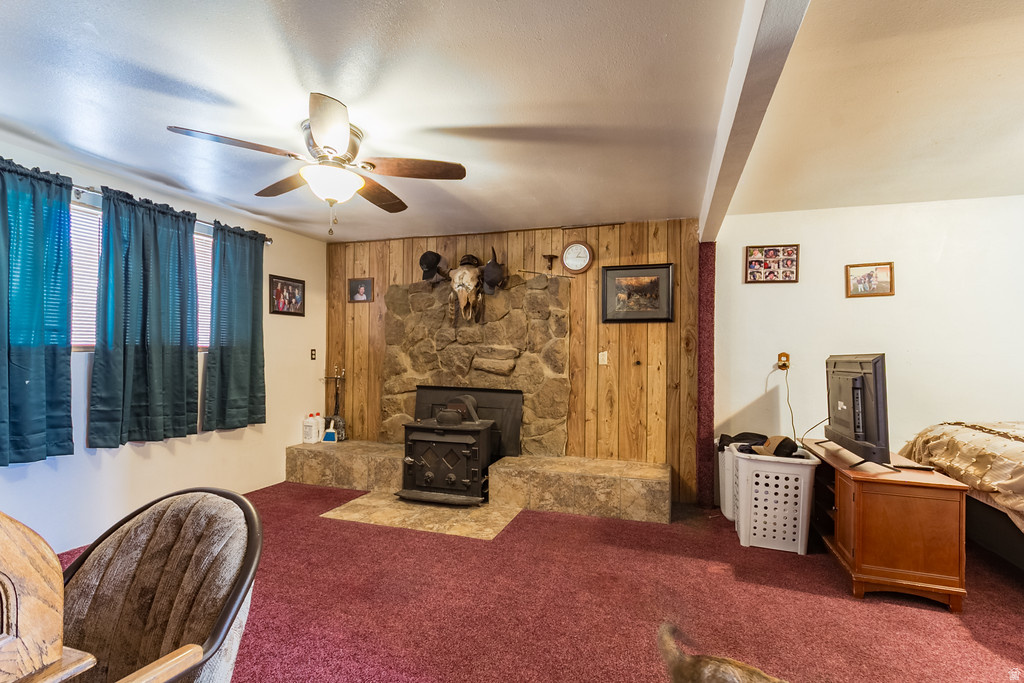 5759 N 11500 E Lapoint, UT 84039