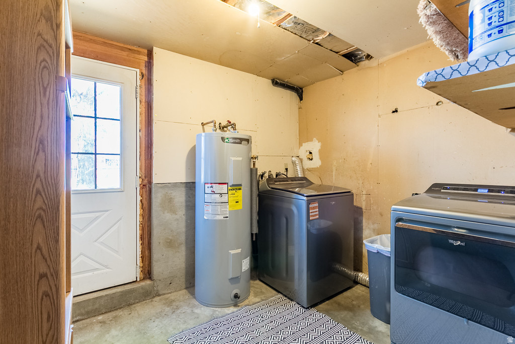5759 N 11500 E Lapoint, UT 84039