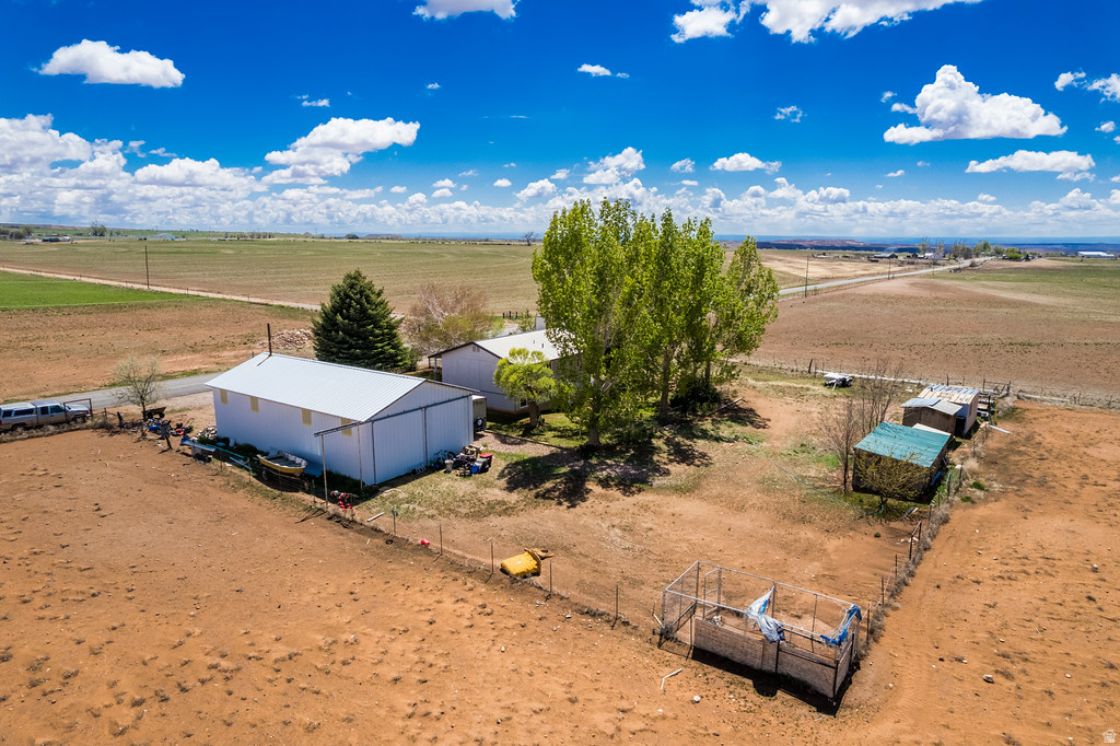 5759 N 11500 E Lapoint, UT 84039