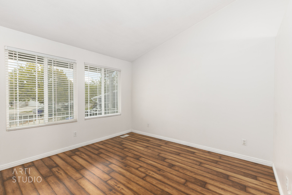 2972 W 2075 S Syracuse, UT 84075