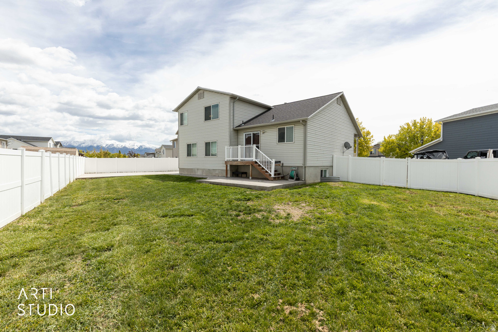 2972 W 2075 S Syracuse, UT 84075