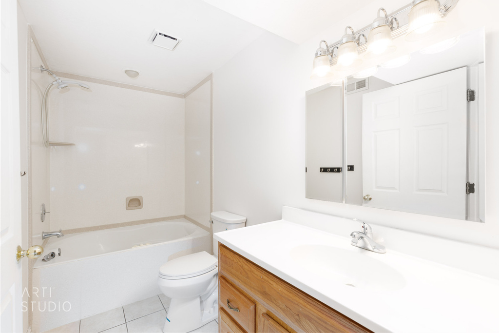 2972 W 2075 S Syracuse, UT 84075