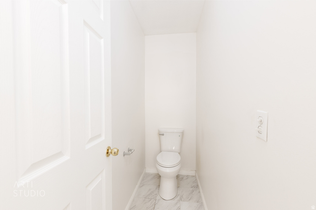 2972 W 2075 S Syracuse, UT 84075