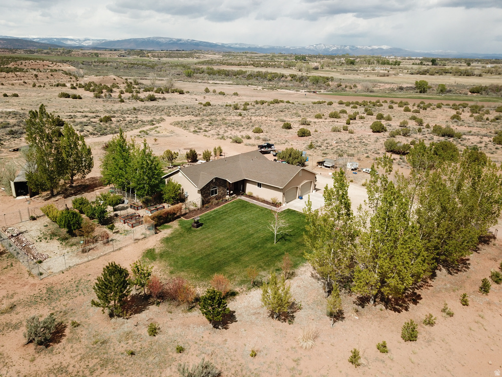 5773 N 4000 W Roosevelt, UT 84066