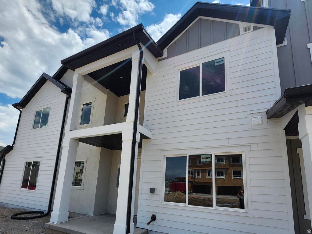 1142 W 1550 N photo 3