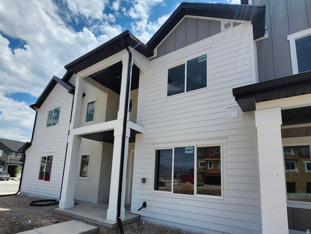 1142 W 1550 N photo 2