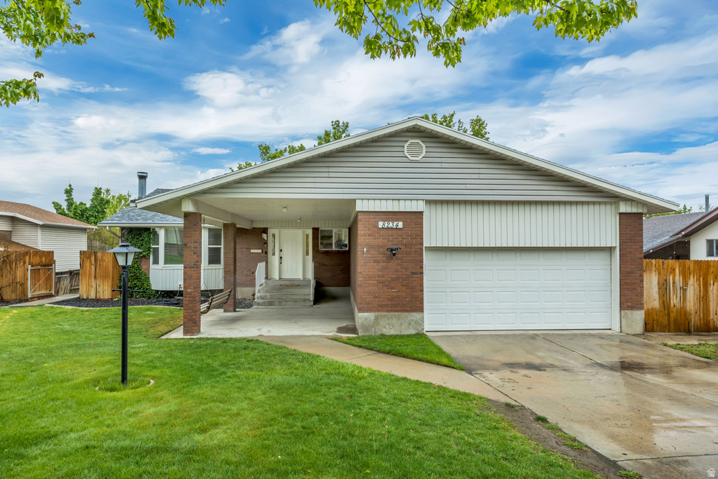 8234 S GRAMBLING WAY Sandy, UT 84094
