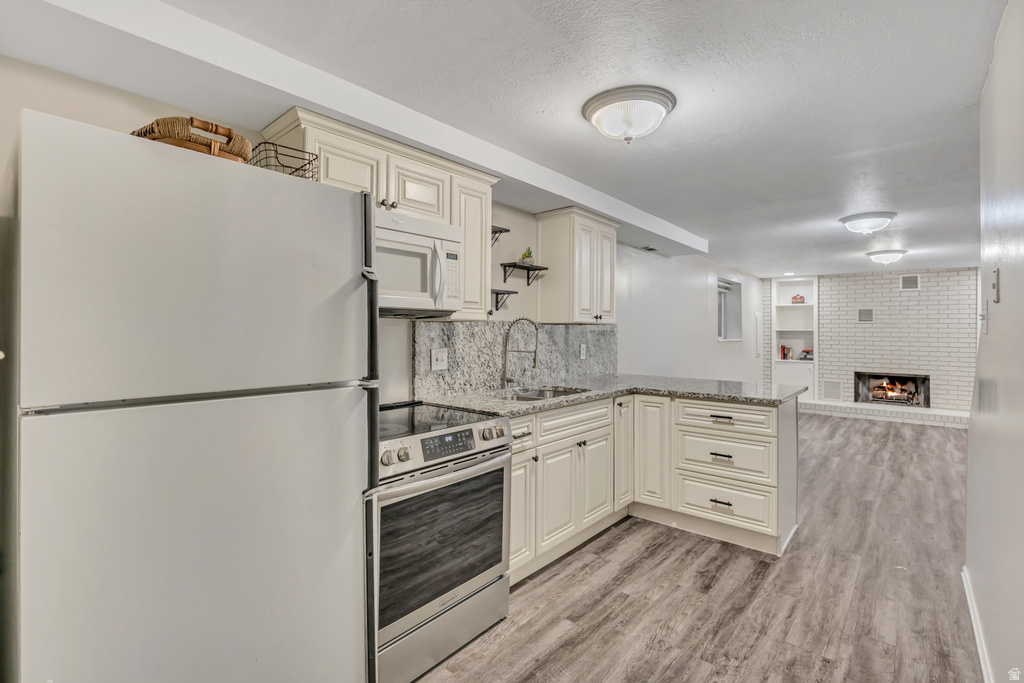 8234 S GRAMBLING WAY Sandy, UT 84094