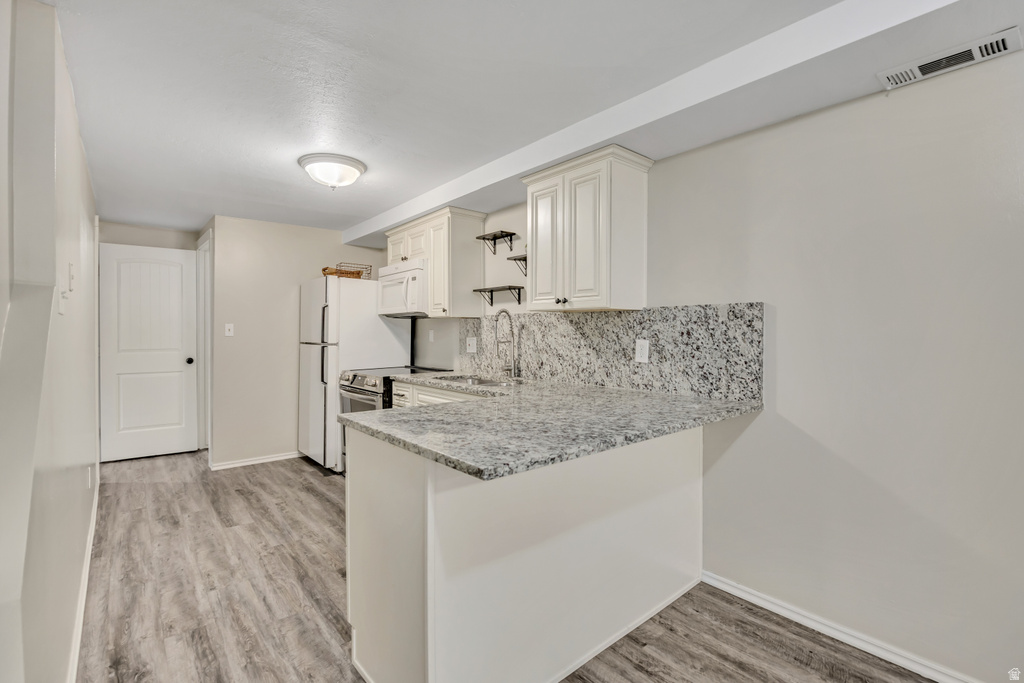 8234 S GRAMBLING WAY Sandy, UT 84094