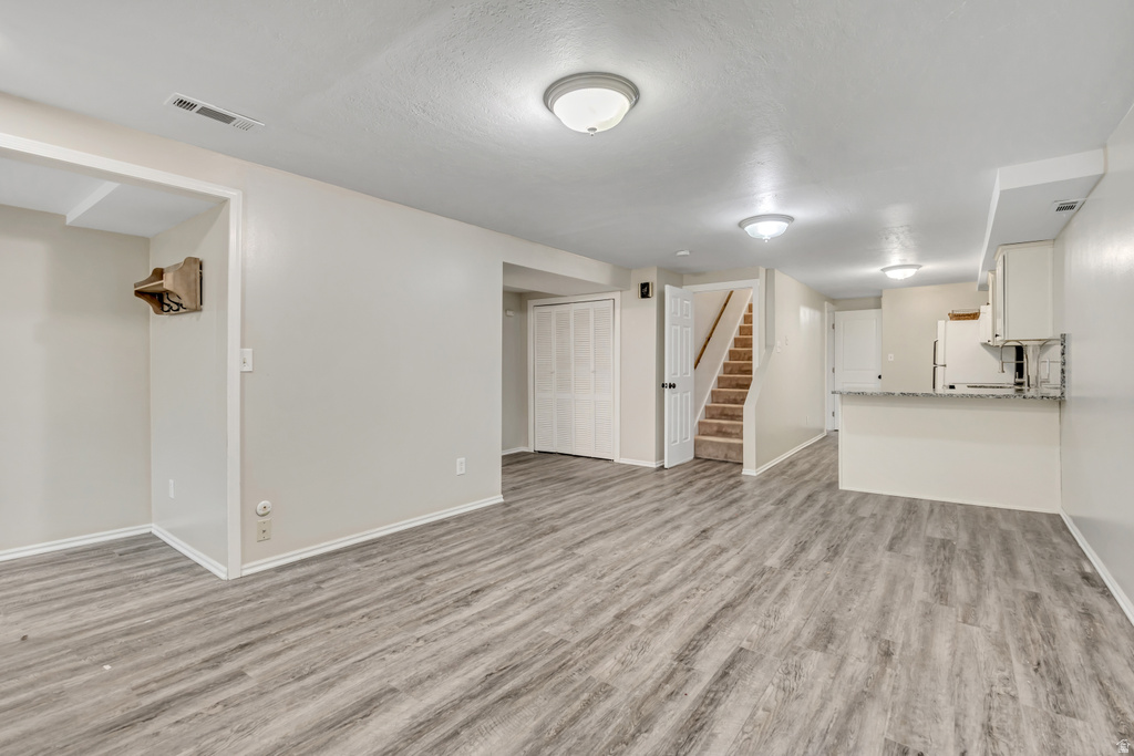 8234 S GRAMBLING WAY Sandy, UT 84094