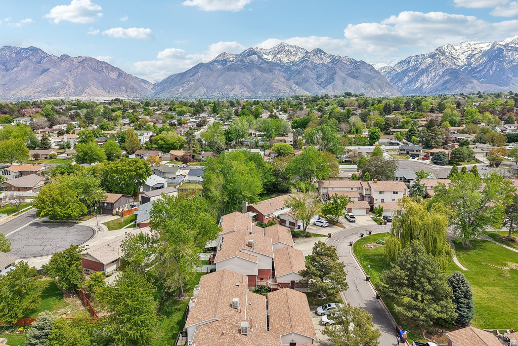 1079 E 8320 S Sandy, UT 84094